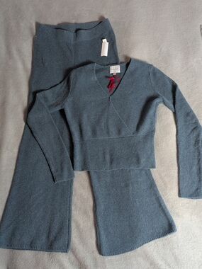 Pink Rose Knit 2 Piece in Dusty Blue-Grey